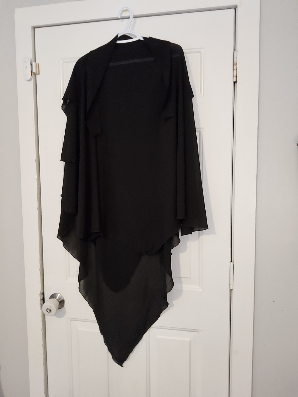 Flowy Black Khimar